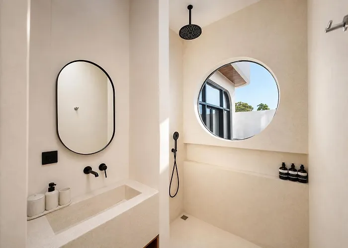 Cozy 2br Private Pool In Pererenan