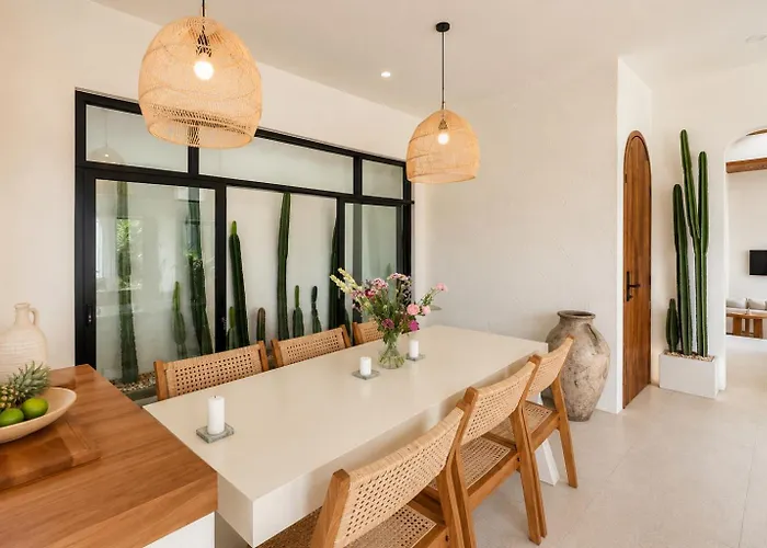 Cozy 2br Private Pool In Pererenan *